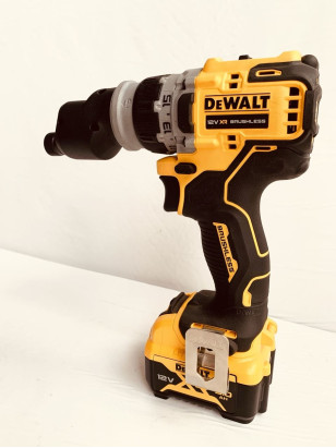Акумуляторний дриль-шуруповерт DeWALT DCD703NT зі змінними насадками, без акумулятора в TSTAK