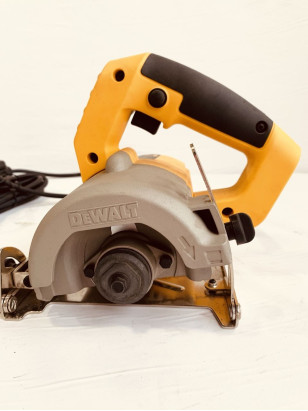 Плиткоріз ручний мережевий DeWALT DWC410