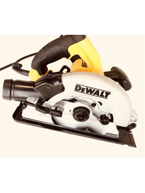 Дискова пила DeWALT DWE5615