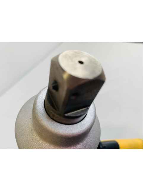 Гайковерт ударний DeWALT DW294