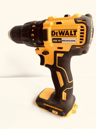 Акумуляторний дриль-шурупокрут DeWALT DCD777D2T