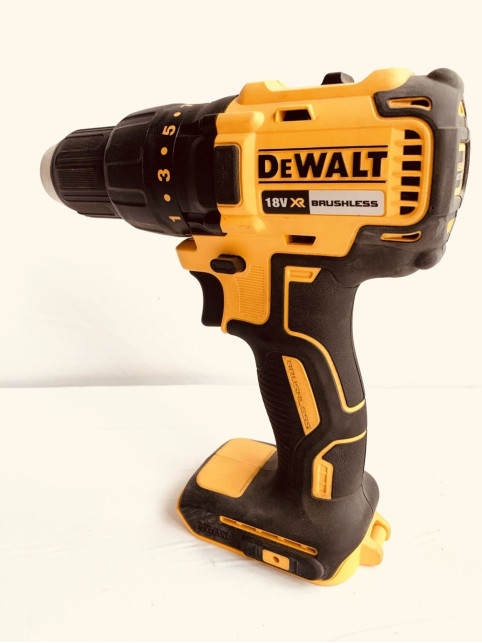 Акумуляторний дриль-шурупокрут DeWALT DCD777D2T