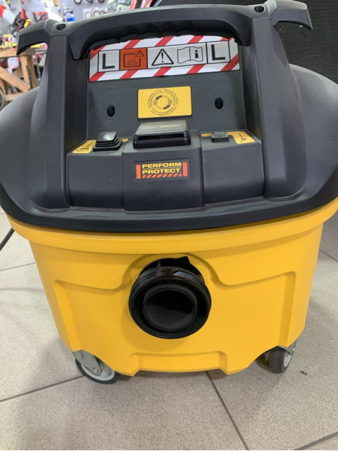 Пилосос мережевий DeWALT DWV901L